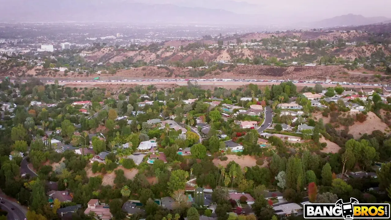 Bangbros 'Pago en esperma' protagonizando Eliza Ibarra (foto 1)