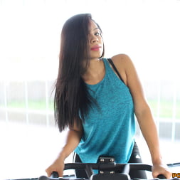 Emma en 'Bangbros' Un entrenamiento intenso con Emma (Miniatura 20)