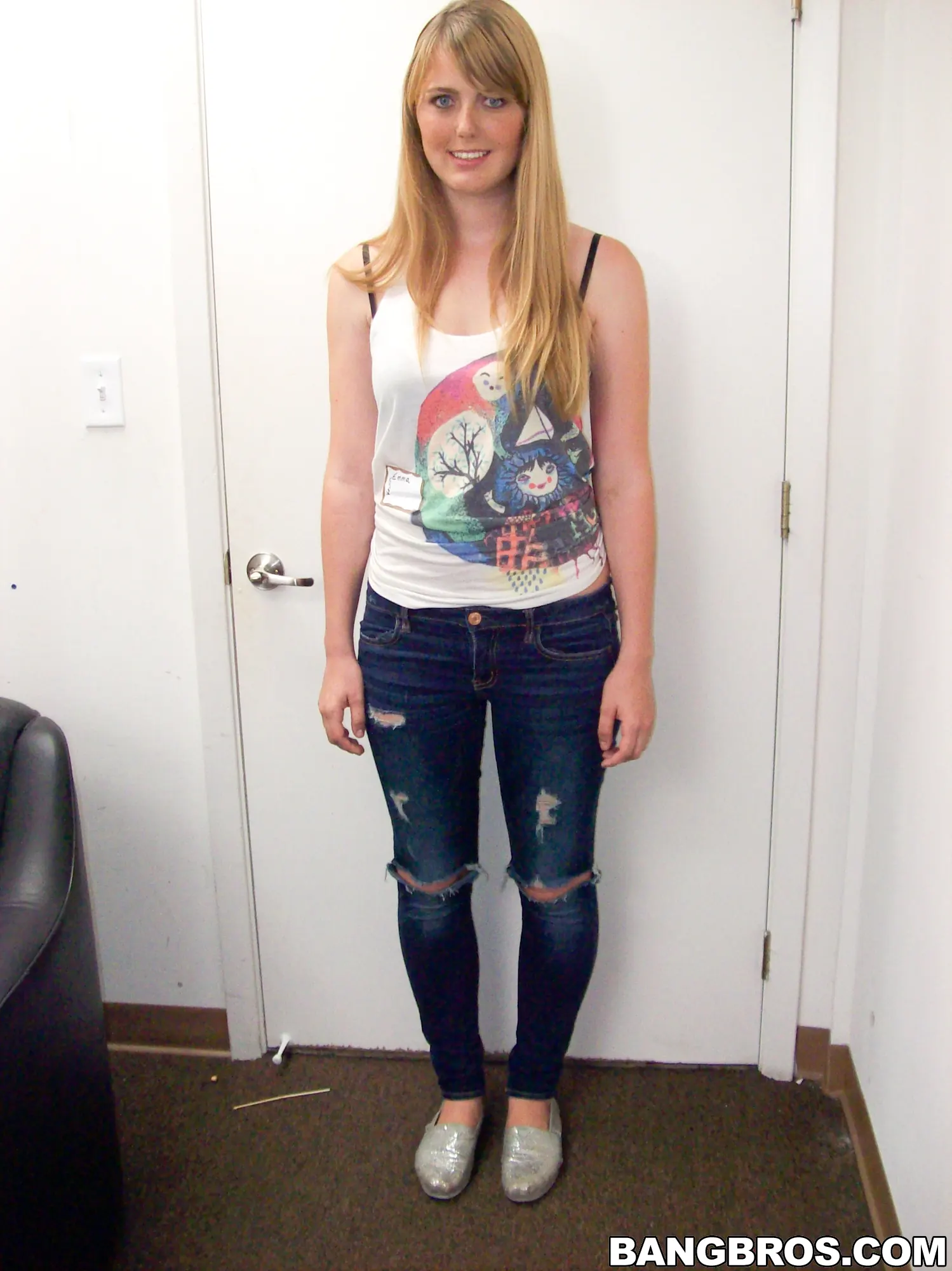 Bangbros 'Another one fresh off the boat' starring Emma Ash (Photo 4)