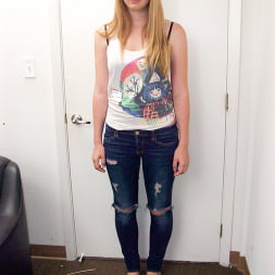 Emma Ash in 'Bangbros' Another one fresh off the boat (Thumbnail 4)