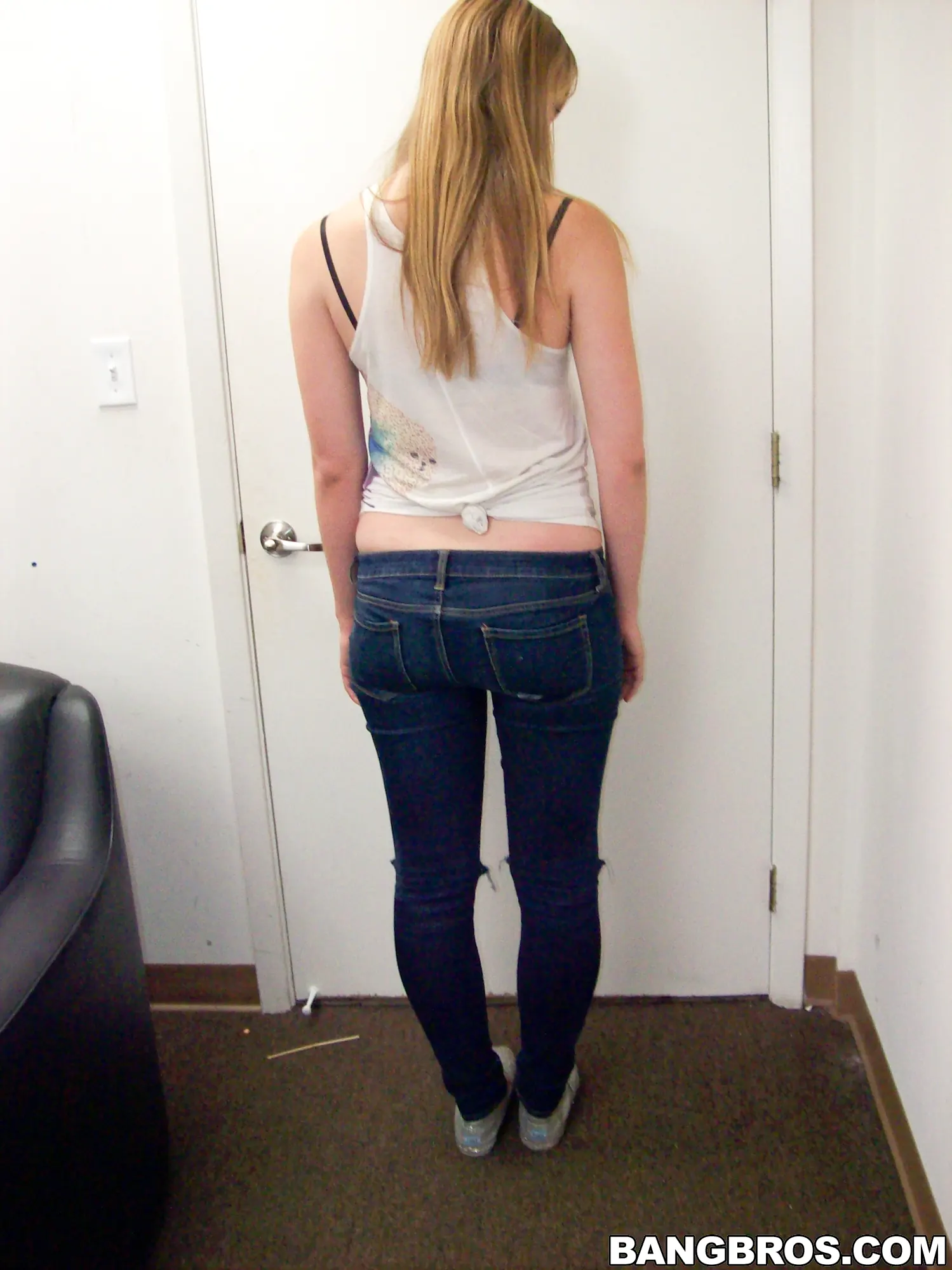 Bangbros 'Another one fresh off the boat' starring Emma Ash (Photo 8)