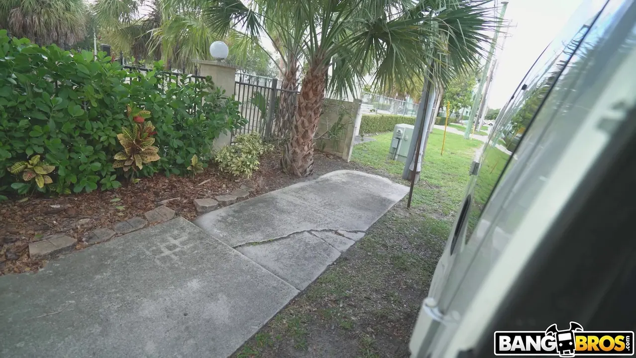 Emma Bugg in 'Gotta Love 18 Year Olds' from 'Bangbros' (Photo 900) Bangbros 'Gotta Love 18 Year Olds' starring Emma Bugg (Photo 900)