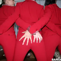 Flower Tucci en 'Bangbros' ¡Orgía anal de estrellas porno! (Miniatura 24)