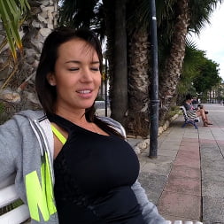 Franceska Jaimes in 'Bangbros' Anal fucking and squirting (Thumbnail 1)