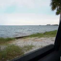 Gianna Ivy en 'Bangbros' Las strippers necesitan pene, no dinero (Miniatura 168)