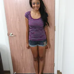 Gigi in Regina (Photo 1) Gigi in 'Bangbros' Regina (Thumbnail 1)