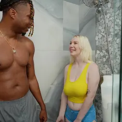 Gigi Sweets in 'Bangbros' Wet And Wild Stepsister (Thumbnail 256)