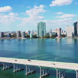 Gracie Gates en Mierda de trueno (foto 1) Gracie Gates en 'Bangbros' Mierda de trueno (Miniatura 1)