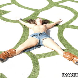 Gracie Glam in 'Bangbros' Monster of Butts! (Thumbnail 120)