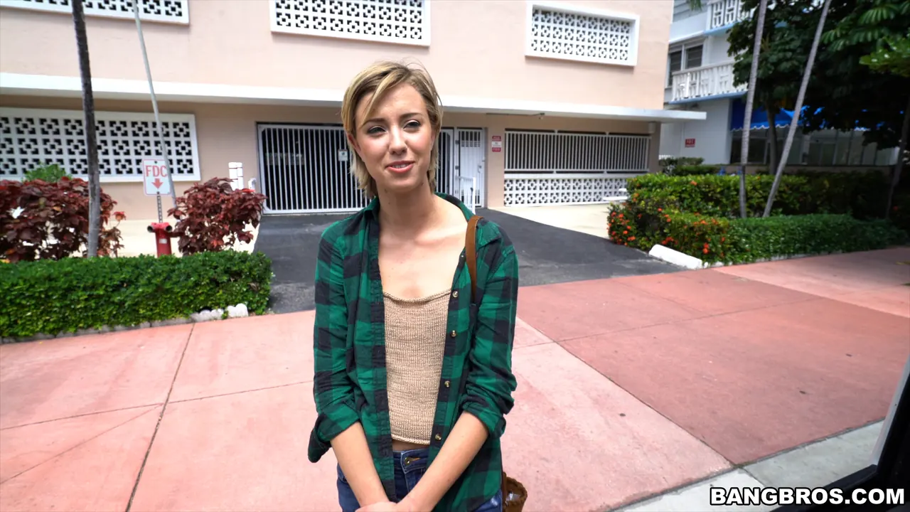 Bangbros 'Bésame la polla' protagonizando Haley Reed (foto 92)