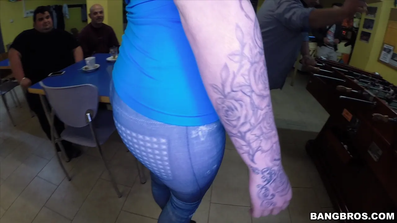 Harmony Reigns in 'Harmony Gets Slayed By Nacho!' from 'Bangbros' (Photo 23) Bangbros 'Harmony Gets Slayed By Nacho!' starring Harmony Reigns (Photo 23)