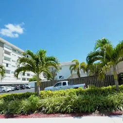 Honey Hayes en 'Bangbros' La miel hace sexo anal (Miniatura 1)