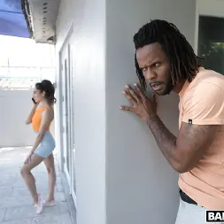 Isabella Nice en 'Bangbros' Utilice el agujero especial (Miniatura 1)