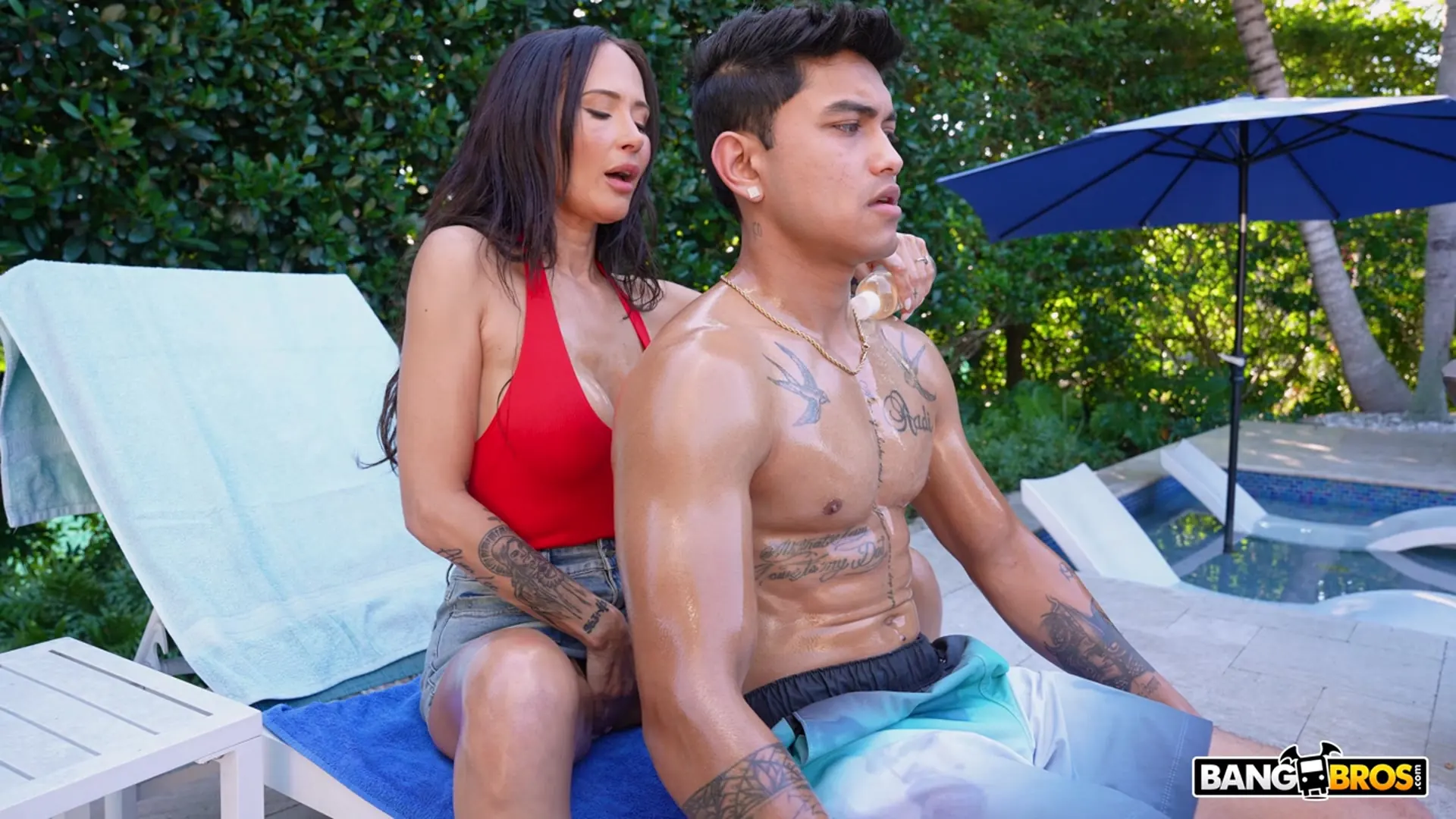 Bangbros 'Lo de la ducha' protagonizando Izi Blu (foto 106)