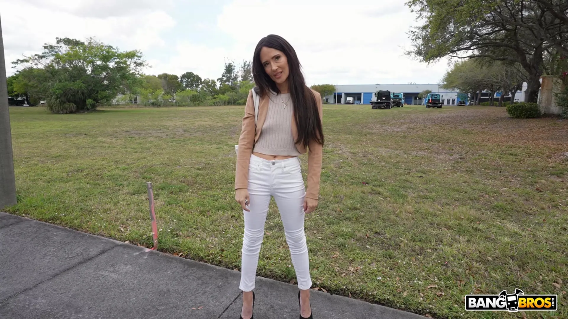 Izi Blu Sky in 'Spreading Pussy For Cash' from 'Bangbros' (Photo 168) Bangbros 'Spreading Pussy For Cash' starring Izi Blu Sky (Photo 168)