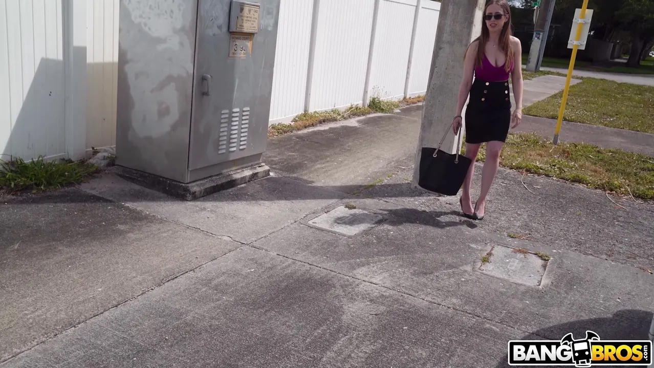 Bangbros 'Profesora cachonda folla por dinero' protagonizando Jackie Huff (foto 75)