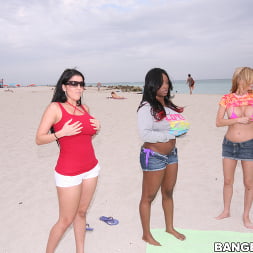 Jada Fire in 'Bangbros' FuckTeam Beach Time! (Thumbnail 1)