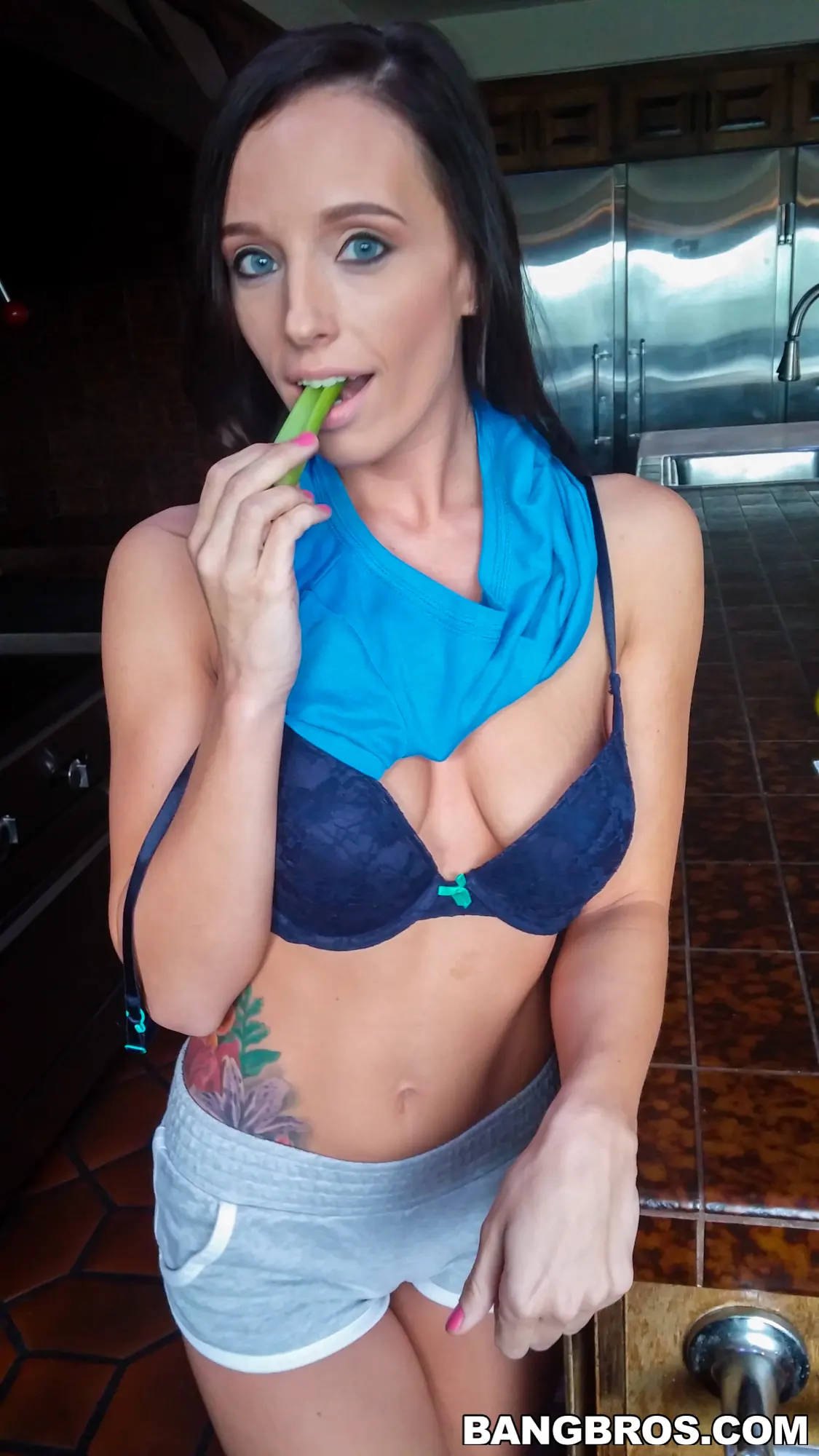 Bangbros 'Gran polla negra para una morena sexy' protagonizando Jamie Jackson (foto 77)