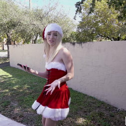 Jayden Black in 'Bangbros' Santa's Little Helper Gets Fucked Hard (Thumbnail 21)