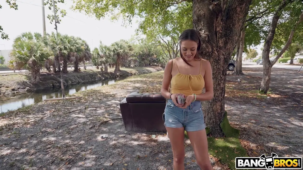 Bangbros 'Polluelo salvaje salta al autobús' protagonizando JC Wilds (foto 1050)