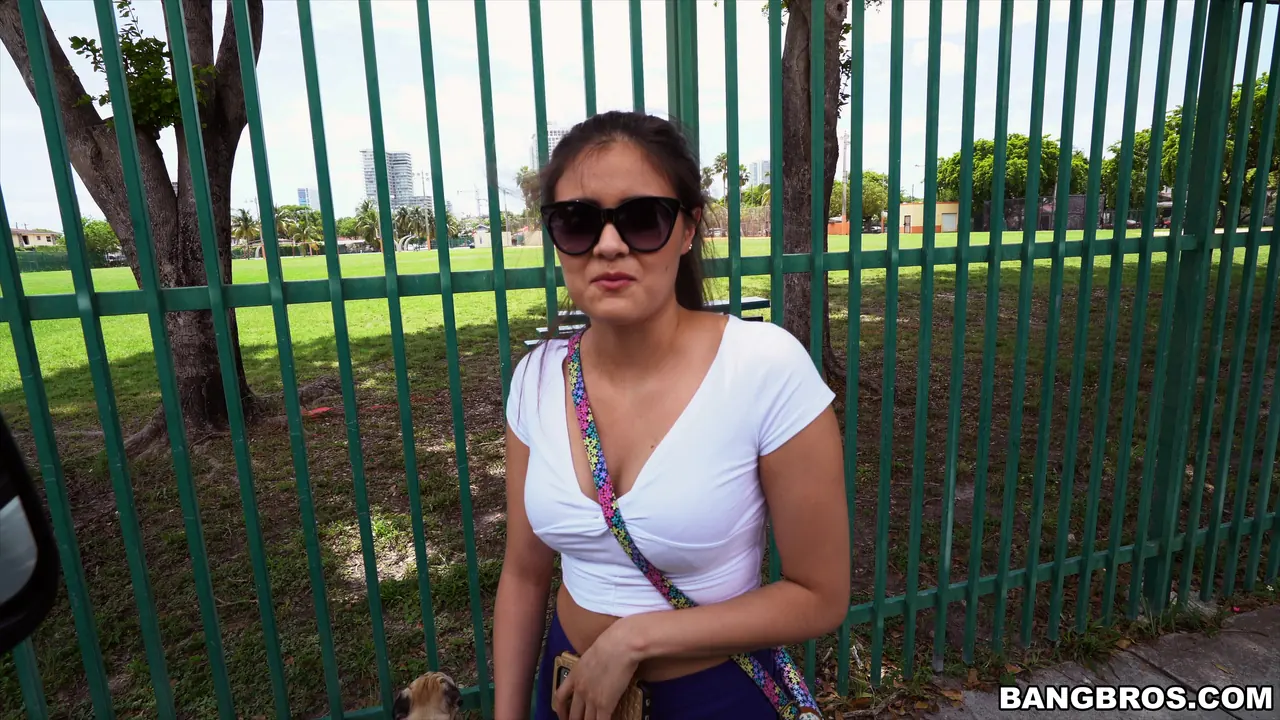 Jeleana en 'Gran Robo Canino' from 'Bangbros' (foto 75) Bangbros 'Gran Robo Canino' protagonizando Jeleana (foto 75)