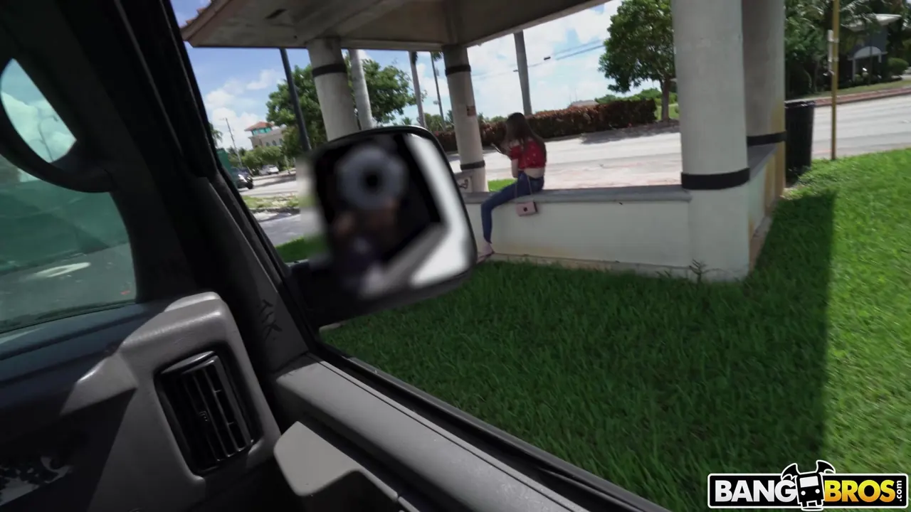 Bangbros 'Cogida de venganza viral' protagonizando Jessae Rosae (foto 1)