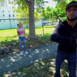 Jessica Marie en 'Bangbros' ¡El otro autobús no se detuvo! (Miniatura 372)