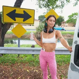 Jessie Belle in 'Bangbros' Jogs Onto the Bus for Some Dick (Thumbnail 232)