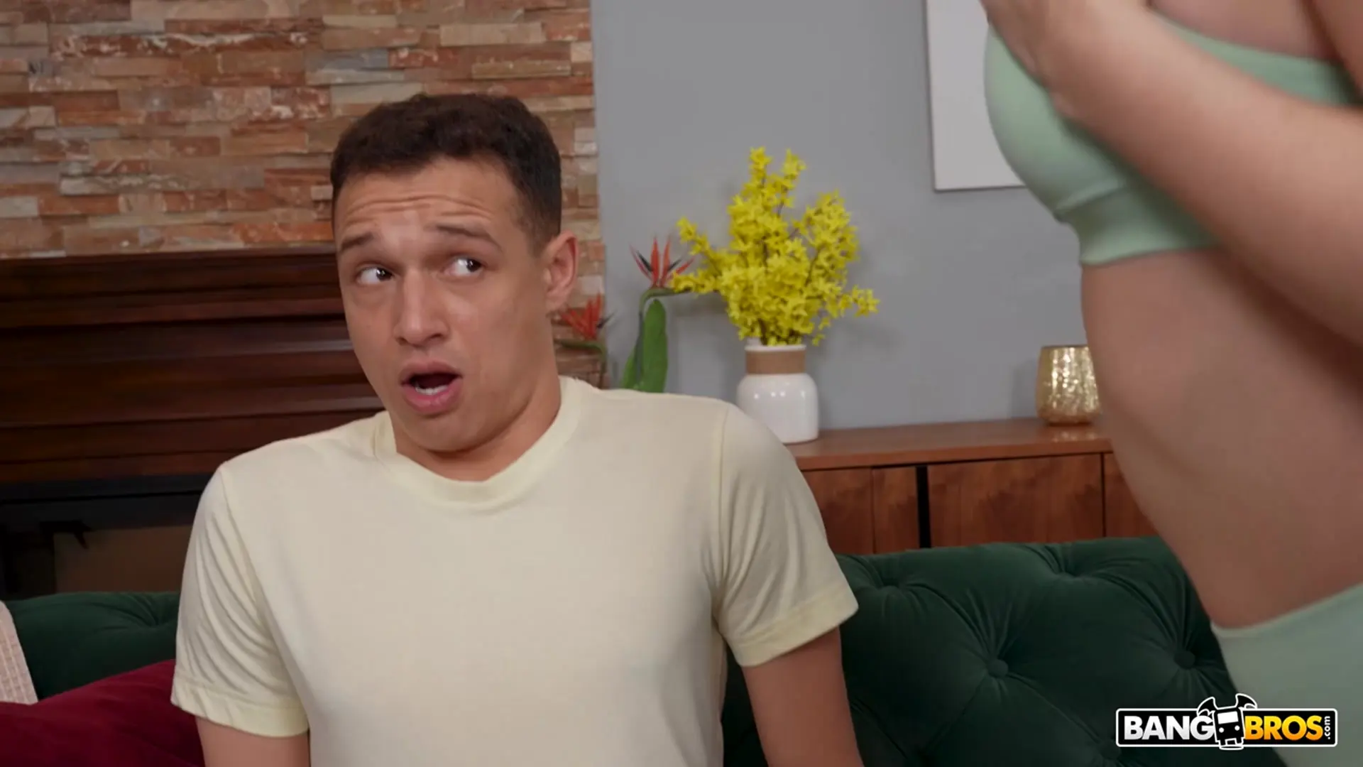 Bangbros 'Surprises Roommate With Pussy' starring Jewelz Blu (Photo 42)