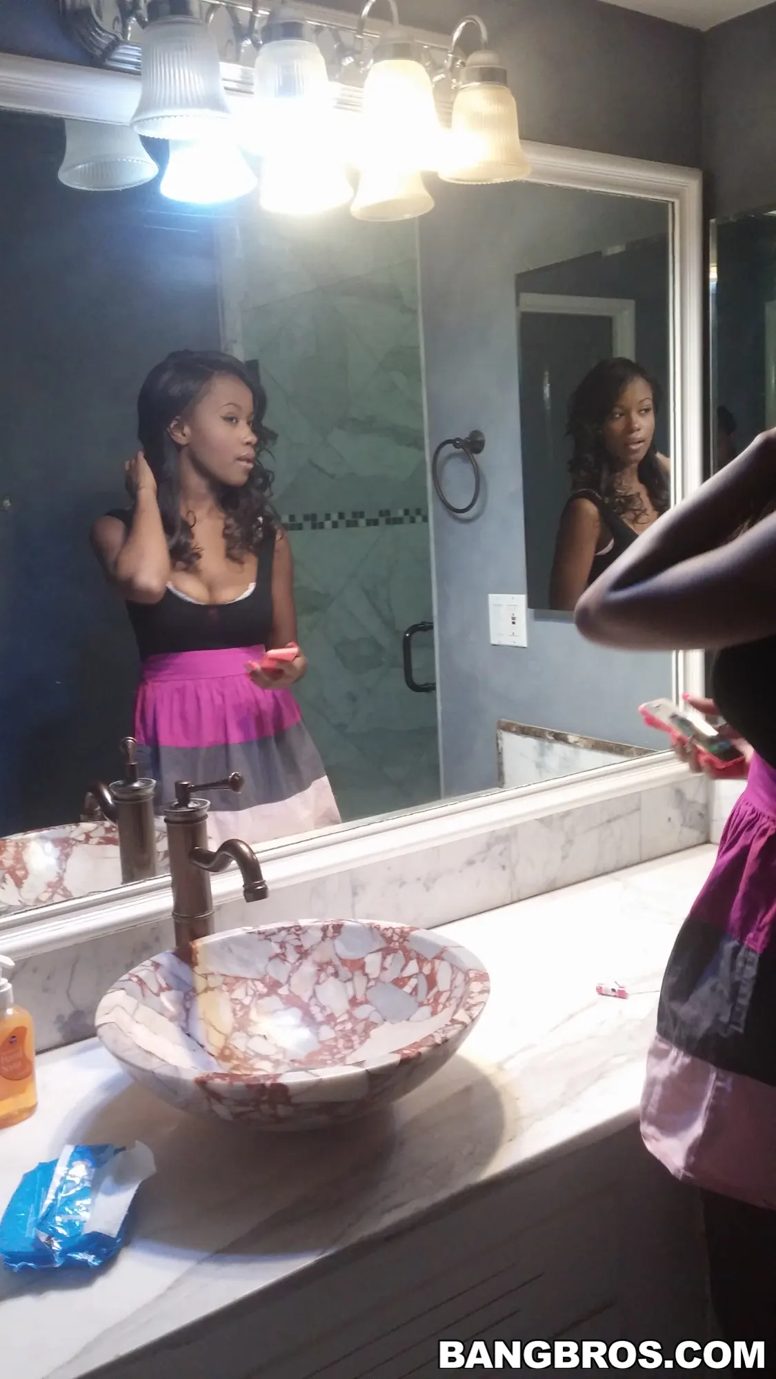 Jezabel Vessir en 'Grandes tetas naturales ¡TittyFucked!' from 'Bangbros' (foto 84) Bangbros 'Grandes tetas naturales ¡TittyFucked!' protagonizando Jezabel Vessir (foto 84)