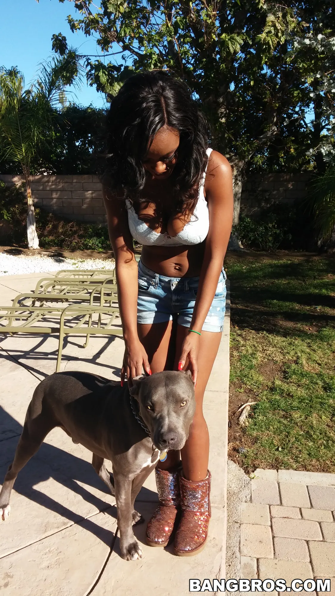 Bangbros 'Tetas de ébano naturales y sexys' protagonizando Jezabel Vessir (foto 15)