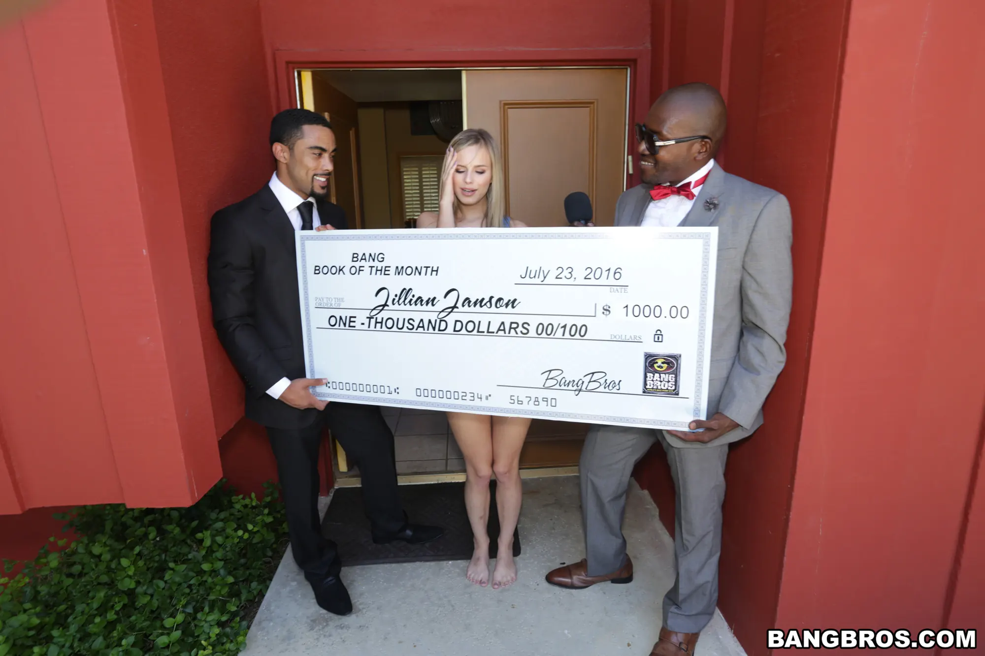 Bangbros 'wins two black cocks' protagonizando Jillian Janson (foto 232)