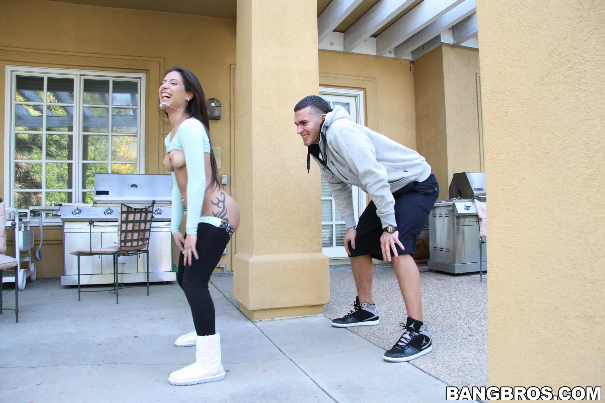 Bangbros 'Juicy Fat Ass!' protagonizando Jynx Maze (foto 182)