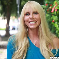 Karen Fisher en 'Bangbros' ¡¡¡Milf triple D!!! (Miniatura 33)