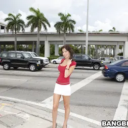 Karina O'Reilley en Milf follando del siglo (foto 16) Karina O'Reilley en 'Bangbros' Milf follando del siglo (Miniatura 16)