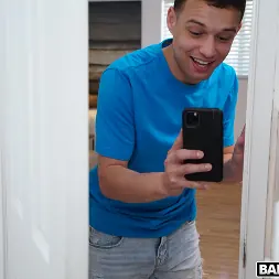 Karma RX en 'Bangbros' Pervertido furtivo se deja follar (Miniatura 120)