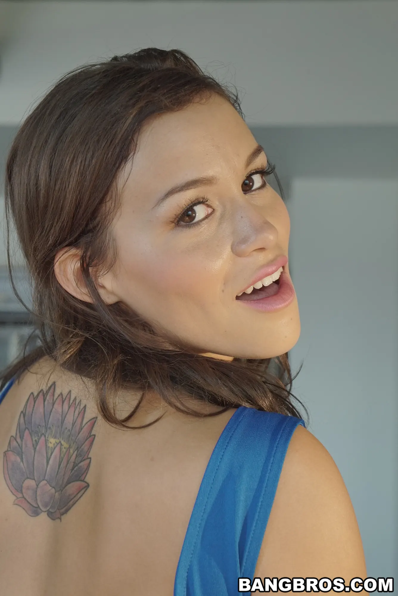 Bangbros 'gets the cock POV like' protagonizando Karter Foxx (foto 416)