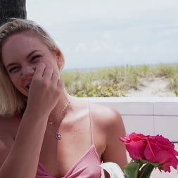 Kelsey Kane in 'Bangbros' Kelsey Loves Roses And BBC's (Thumbnail 648)