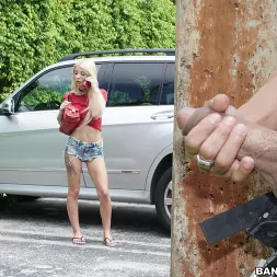 Kenzie Reeves en 'Bangbros' Coño acechante (Miniatura 228)