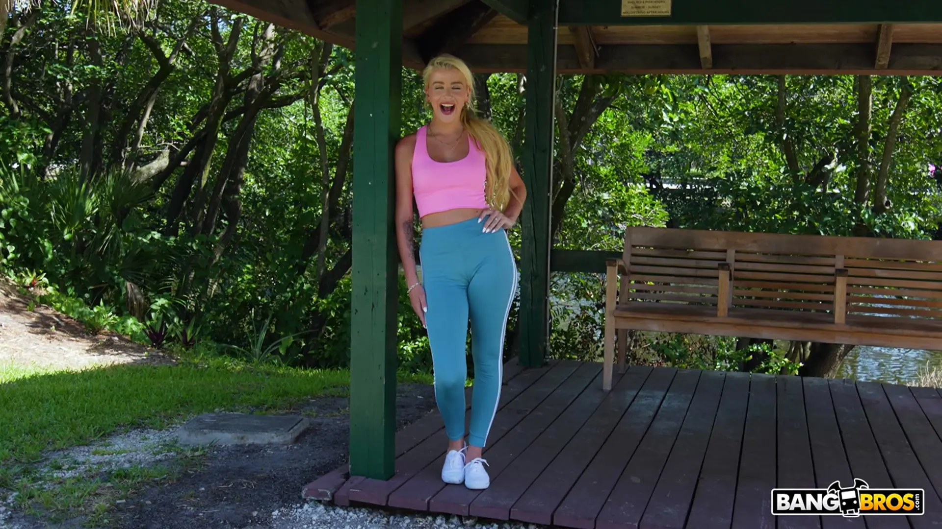 Bangbros 'La nevada en el autobús' protagonizando Kenzie Snow (foto 192)