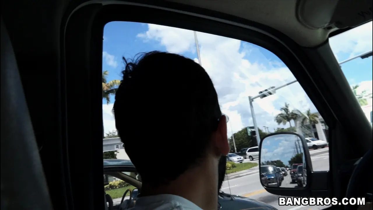 Bangbros 'Pretty amateur fucked after a crash' starring Kimber Lee (Photo 132)