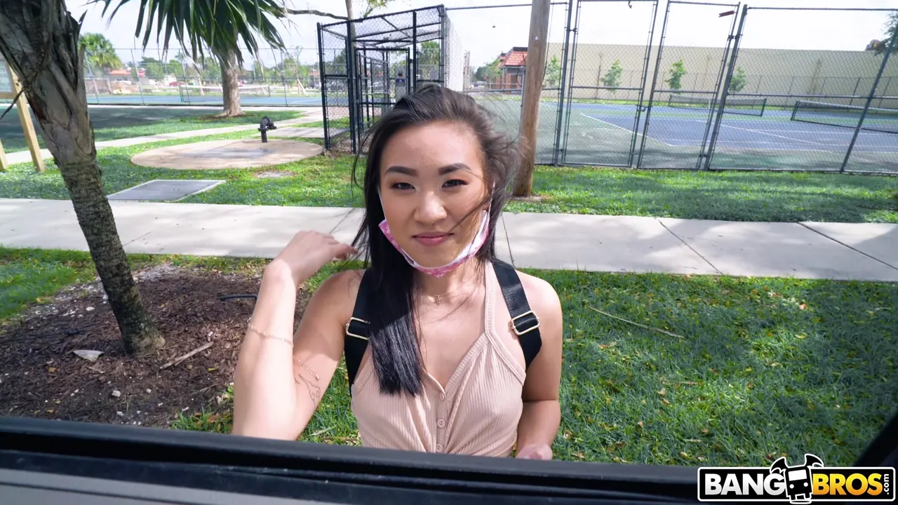 Kimmy Kimm en 'La novia infiel se venga' from 'Bangbros' (foto 26) Bangbros 'La novia infiel se venga' protagonizando Kimmy Kimm (foto 26)