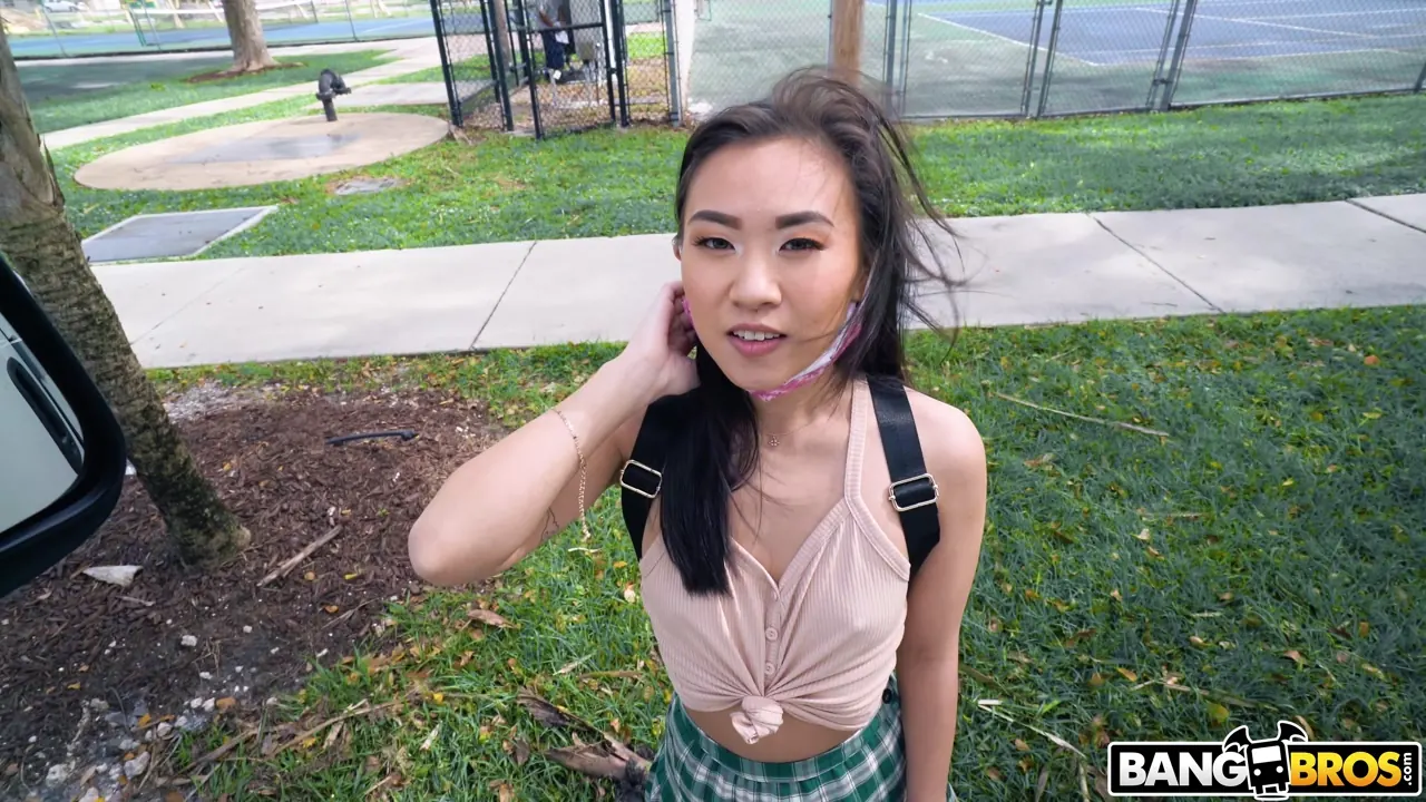 Kimmy Kimm en 'La novia infiel se venga' from 'Bangbros' (foto 52) Bangbros 'La novia infiel se venga' protagonizando Kimmy Kimm (foto 52)