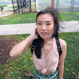 Kimmy Kimm en La novia infiel se venga (foto 52) Kimmy Kimm en 'Bangbros' La novia infiel se venga (Miniatura 52)