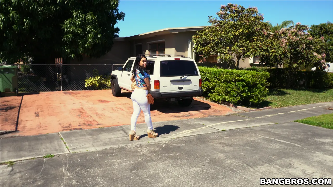 Kimmy Kush in 'Cuban Babe deserving of dick gets picked up' from 'Bangbros' (Photo 33) Bangbros 'Cuban Babe deserving of dick gets picked up' starring Kimmy Kush (Photo 33)