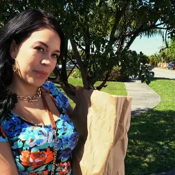 Kimmy Kush in Cuban Babe deserving of dick gets picked up (Photo 66) Kimmy Kush in 'Bangbros' Cuban Babe deserving of dick gets picked up (Thumbnail 66)