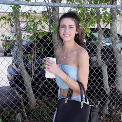 Kylie Rocket en 'Bangbros' Aspirante a actriz se deja follar duro (Miniatura 12)