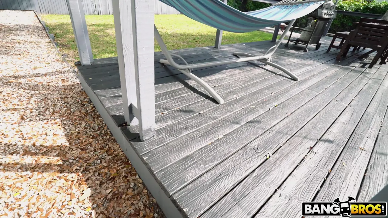 Kylie Rocket en 'Wants To Suck Dick' from 'Bangbros' (foto 1) Bangbros 'Wants To Suck Dick' protagonizando Kylie Rocket (foto 1)