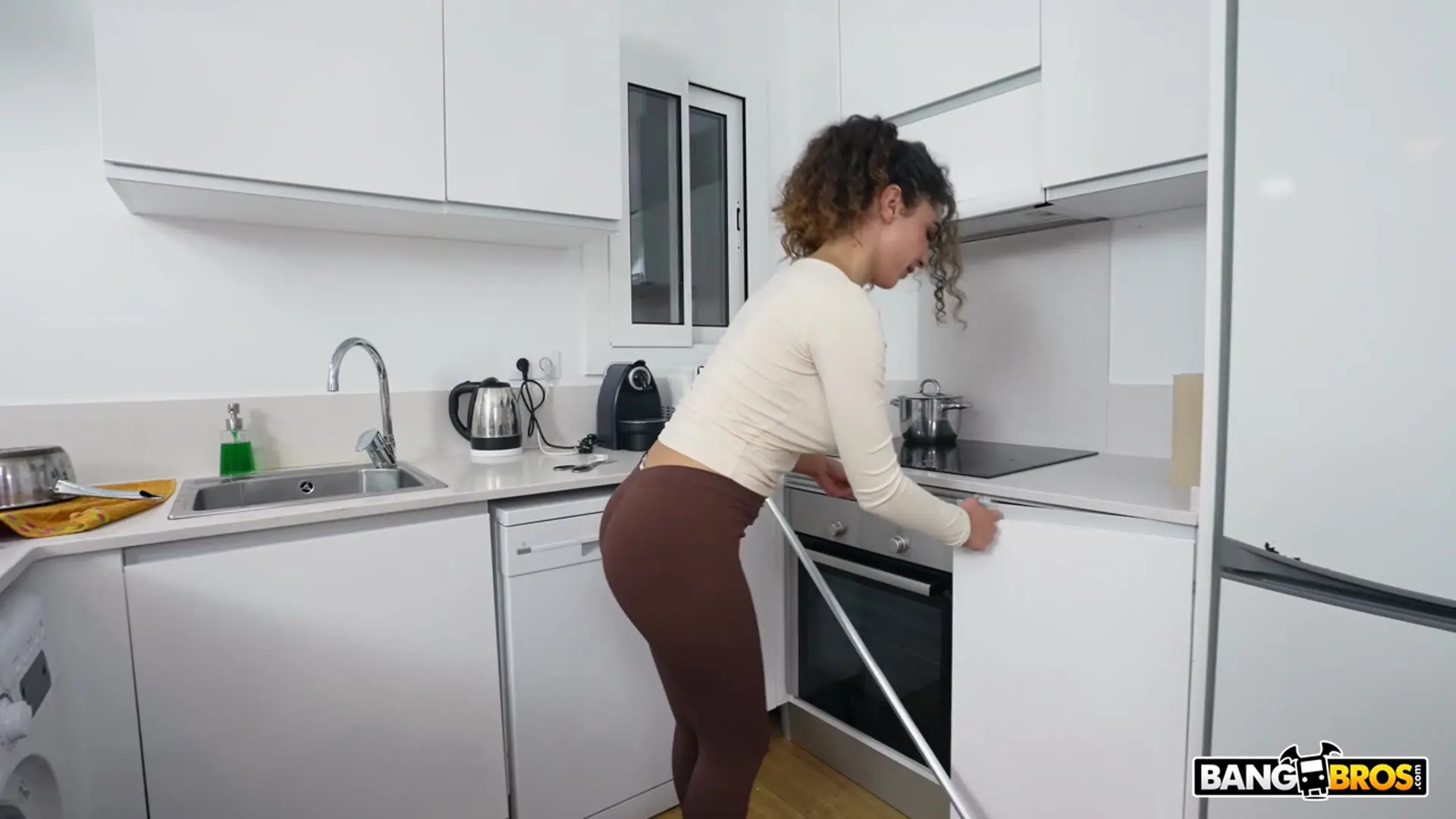 Bangbros 'Cleans Potro's cock by squirting on it.' starring Lady Ana (Photo 55)