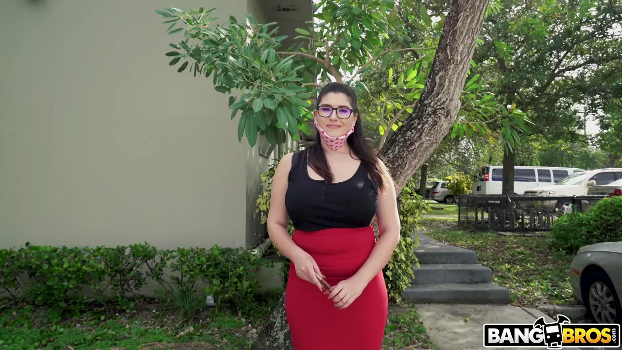 Bangbros 'La cazafortunas se sube al autobús' protagonizando Laila Lust (foto 84)